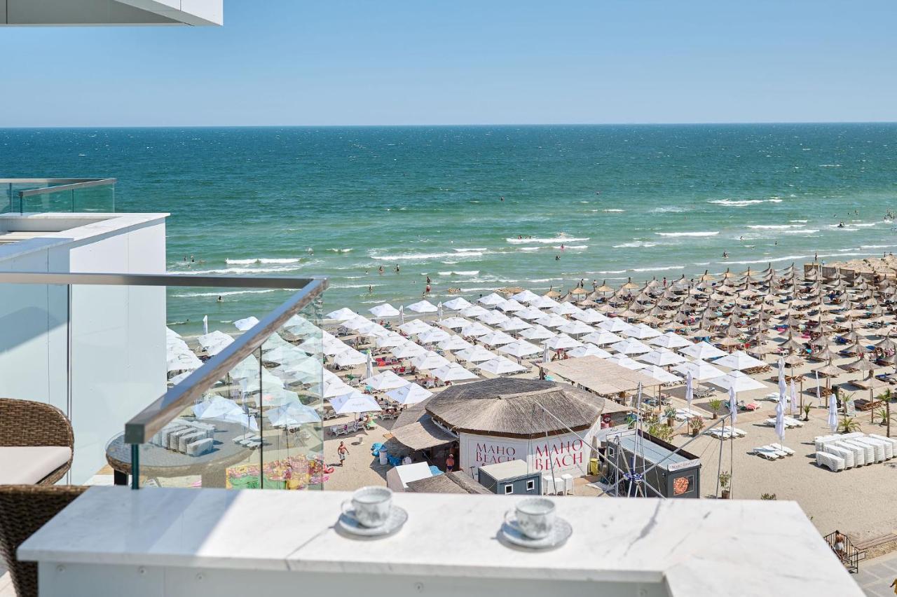 Wave N' Sea Apartment In Infinity Beach Resort - Parking Mamaia Exterior photo